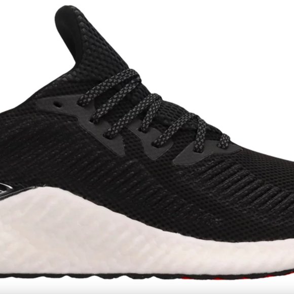 Athletic_Shoes